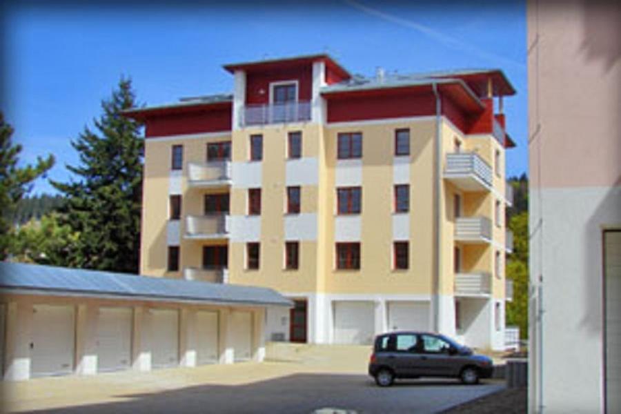 Nueva Fiesta Apartment マリアーンスケー・ラーズニェ エクステリア 写真